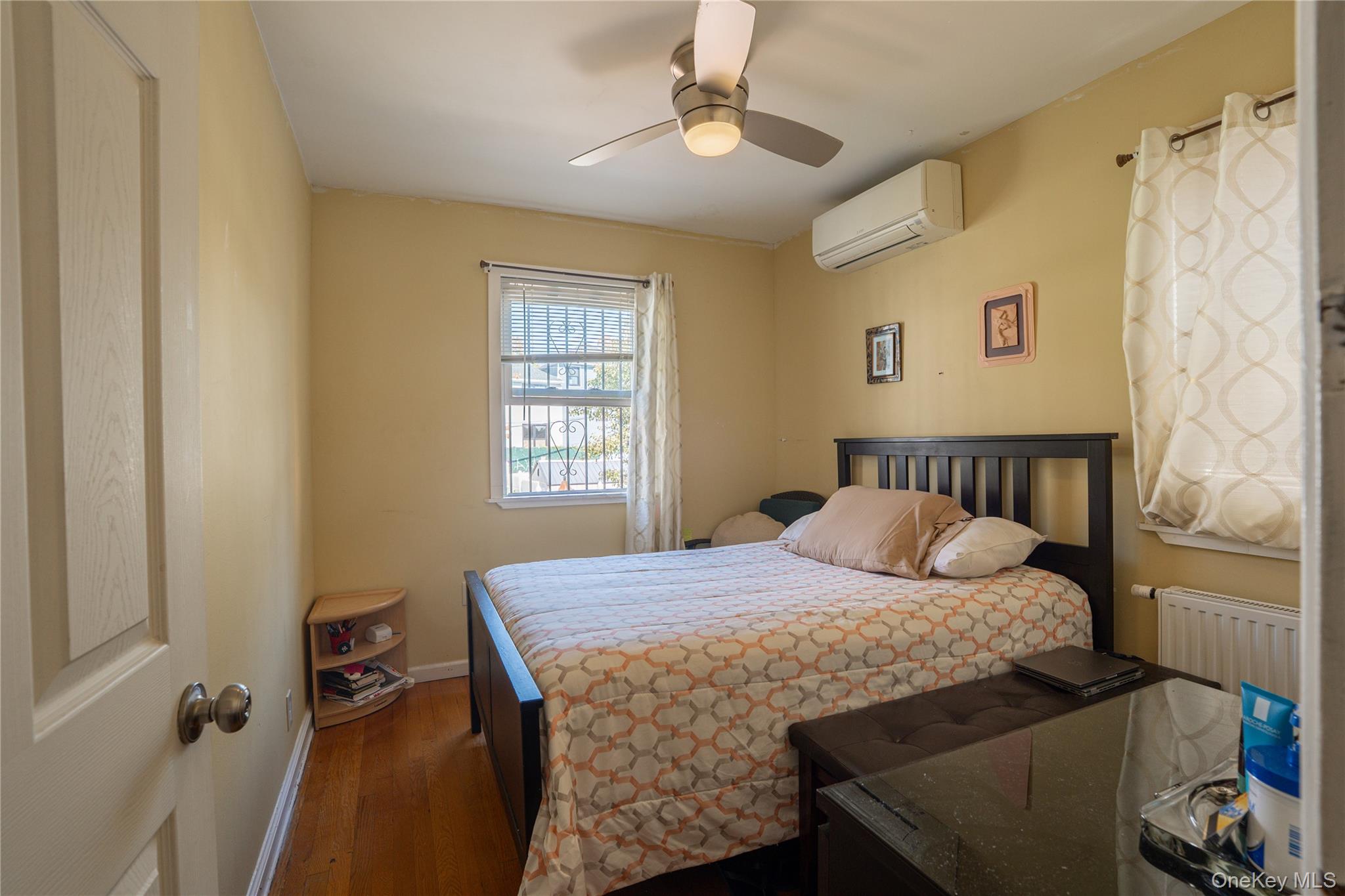 955 E 212th Street, Bronx, NY 10469