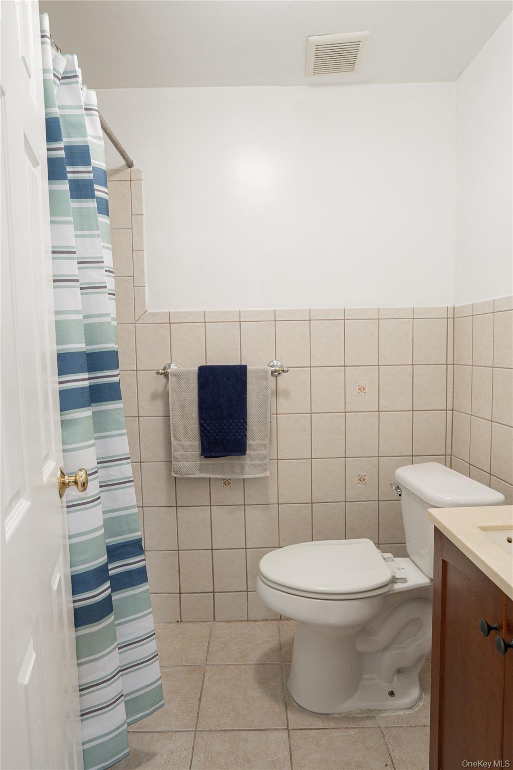 955 E 212th Street, Bronx, NY 10469