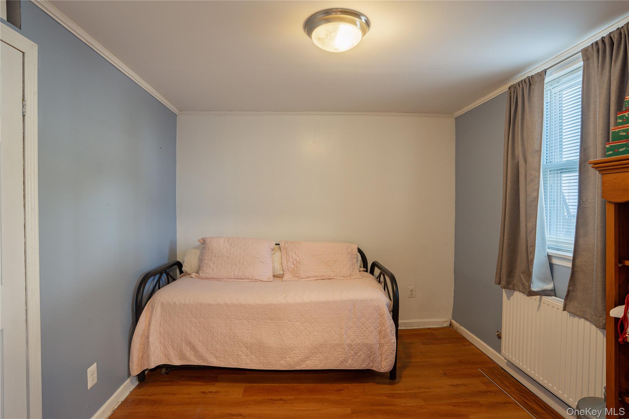 955 E 212th Street, Bronx, NY 10469