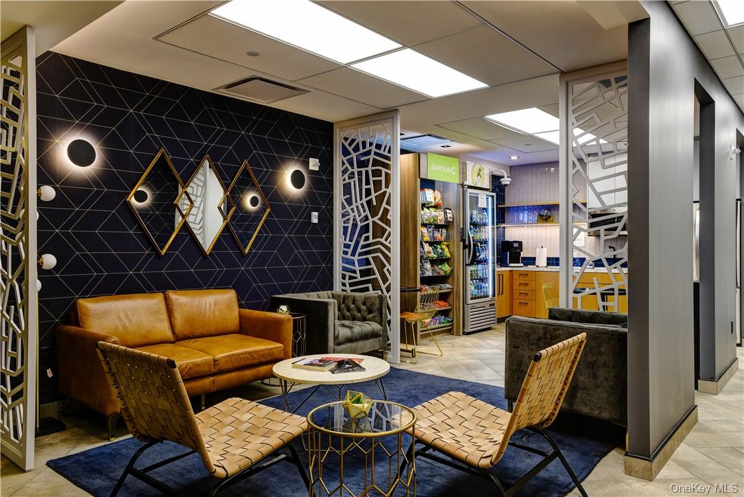 420 E Lexington Avenue, New York (Manhattan), NY 10170