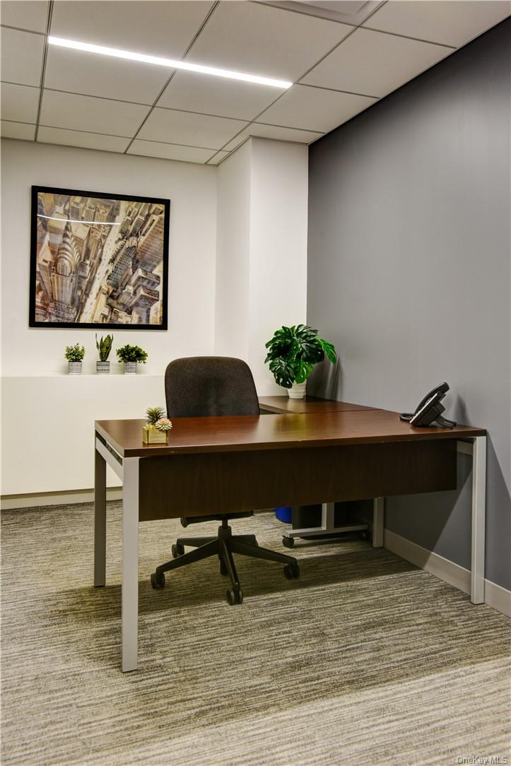 420 E Lexington Avenue, New York (Manhattan), NY 10170