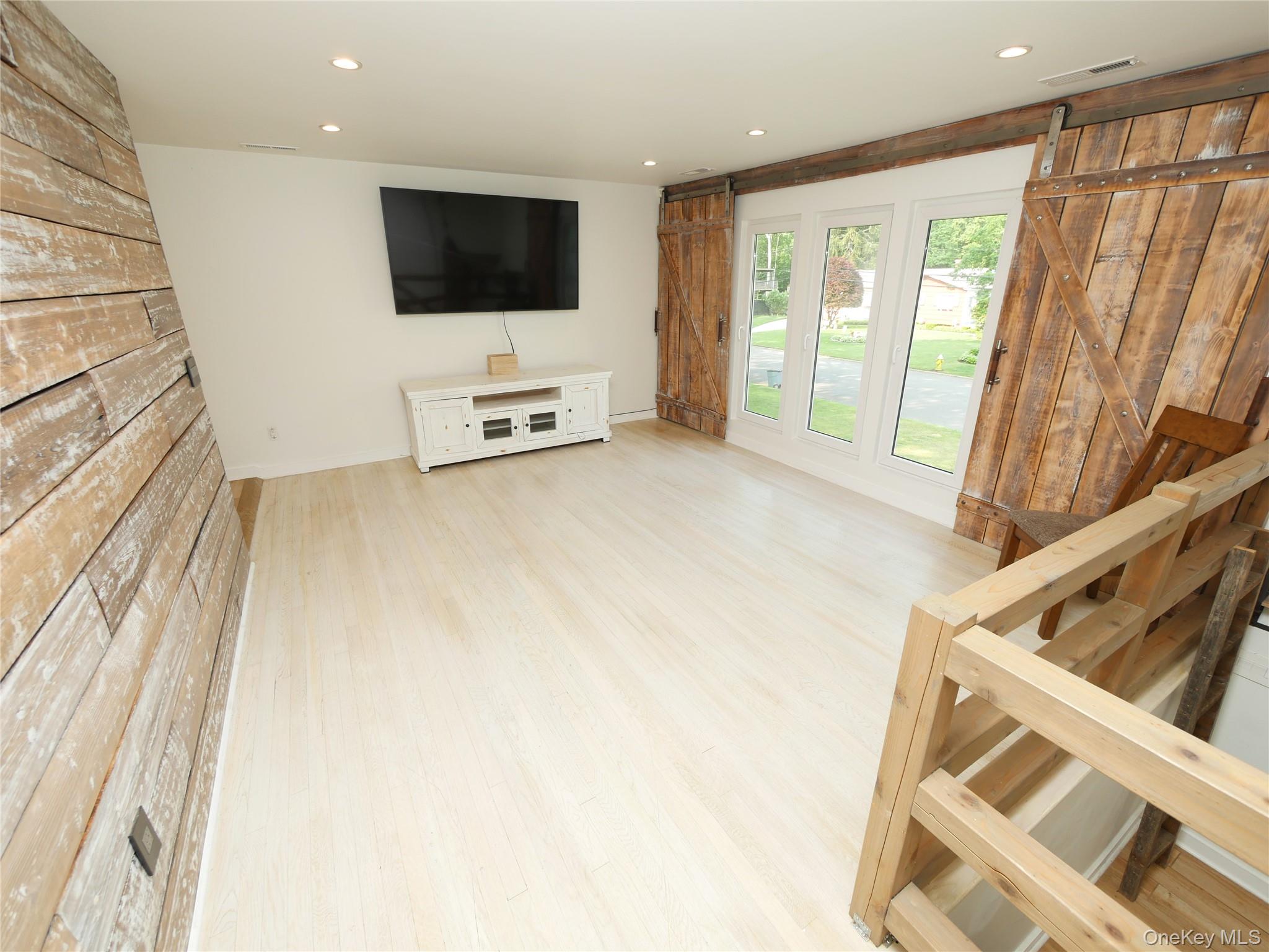 35 Junard Boulevard, Port Jefferson Station, NY 11776