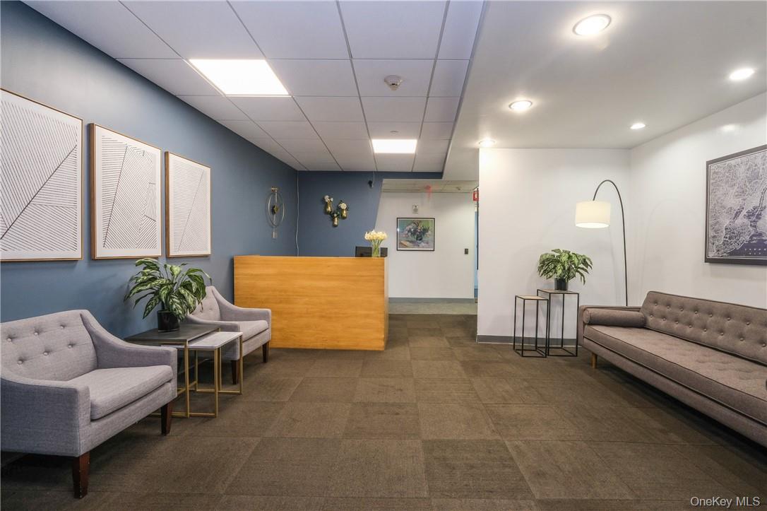 1350 Avenue of Americas, New York (Manhattan), NY 10019