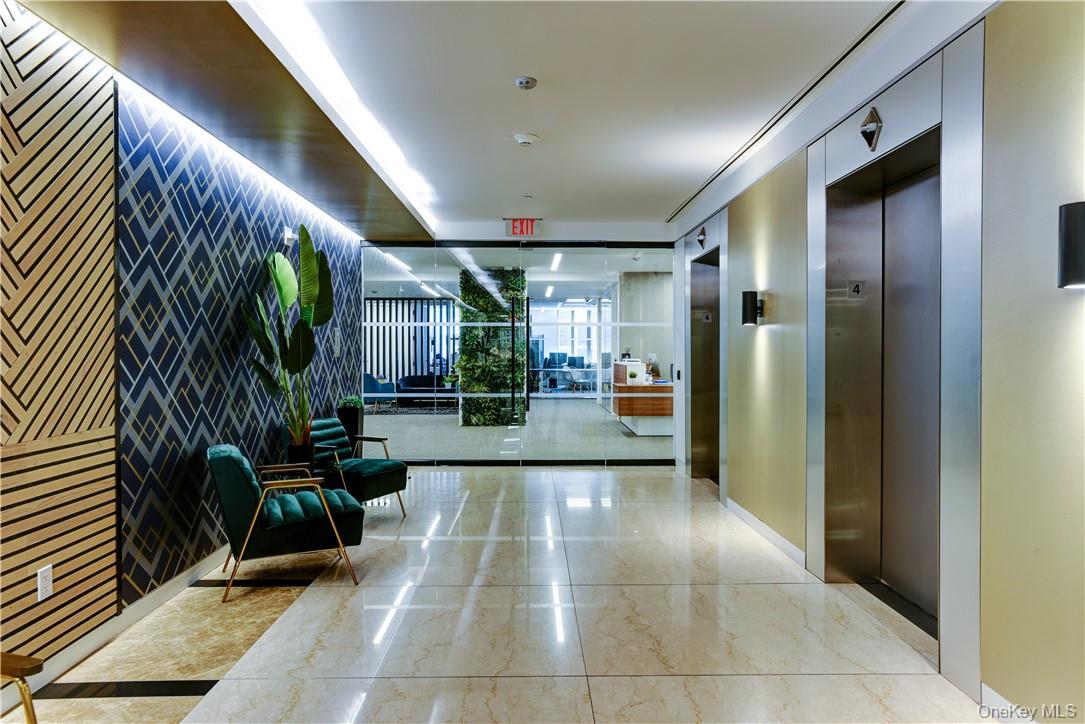 122 E 42 Street, New York (Manhattan), NY 10168