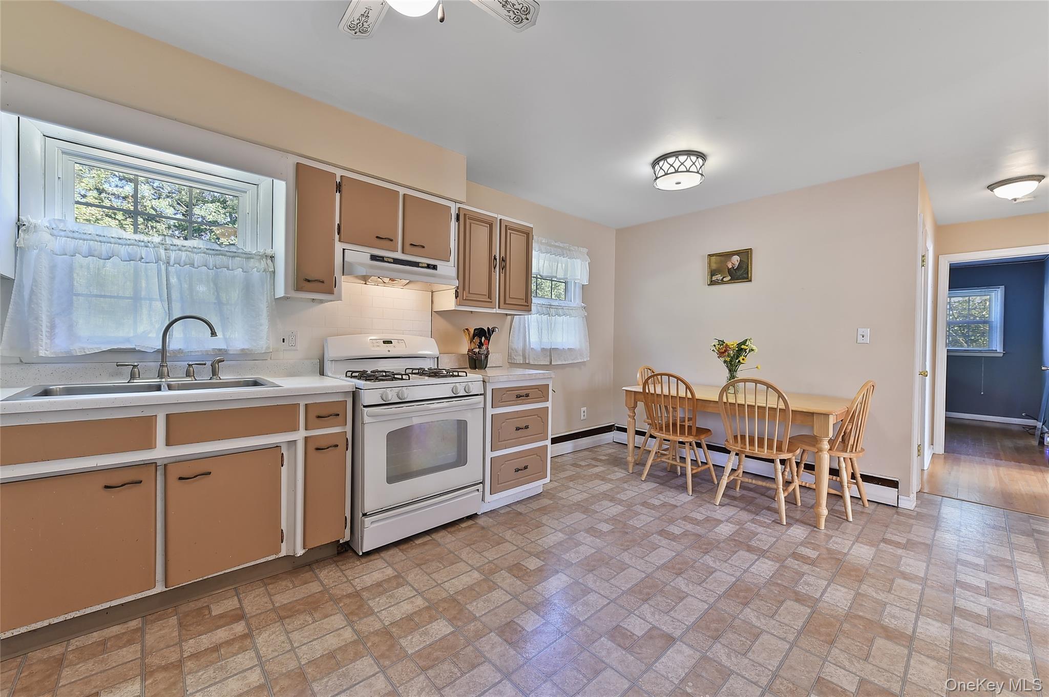 29 Euclid Avenue, Middletown, NY 10940