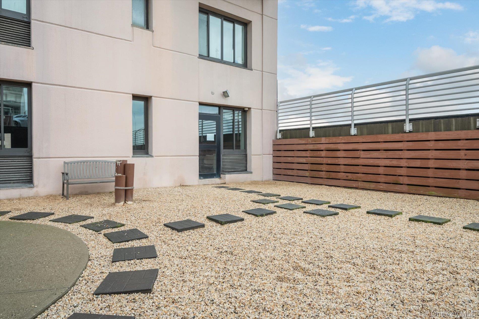 100 W Broadway # 7L, Long Beach, NY 11561