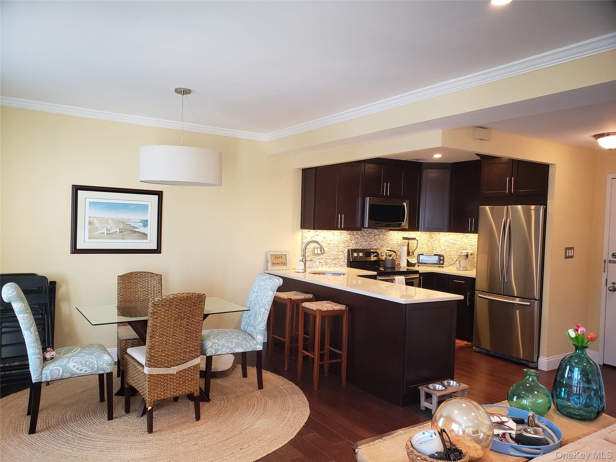 100 W Broadway # 7L, Long Beach, NY 11561