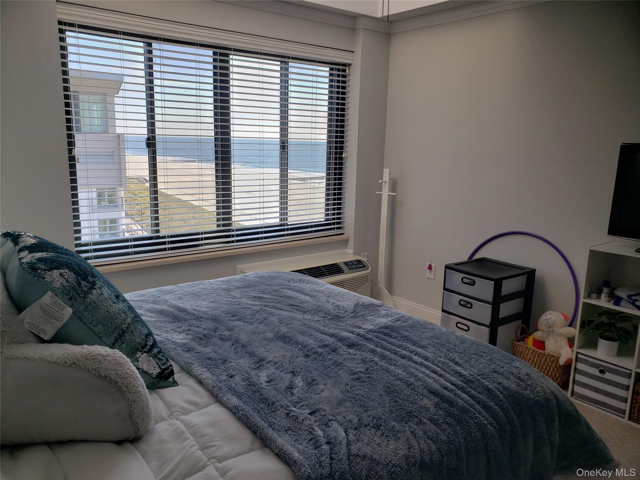 100 W Broadway # 7L, Long Beach, NY 11561