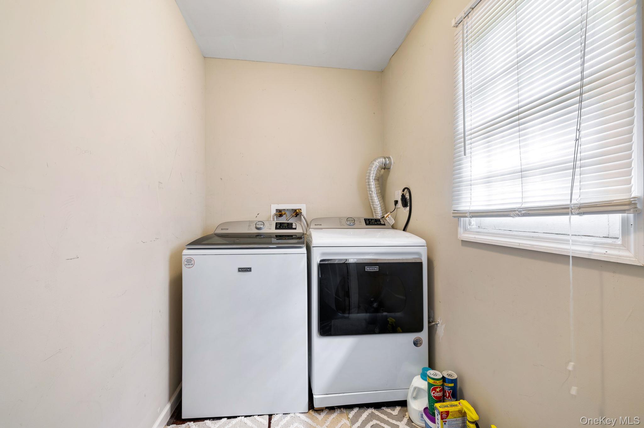 6 Farmstead Road, New Windsor, NY 12553