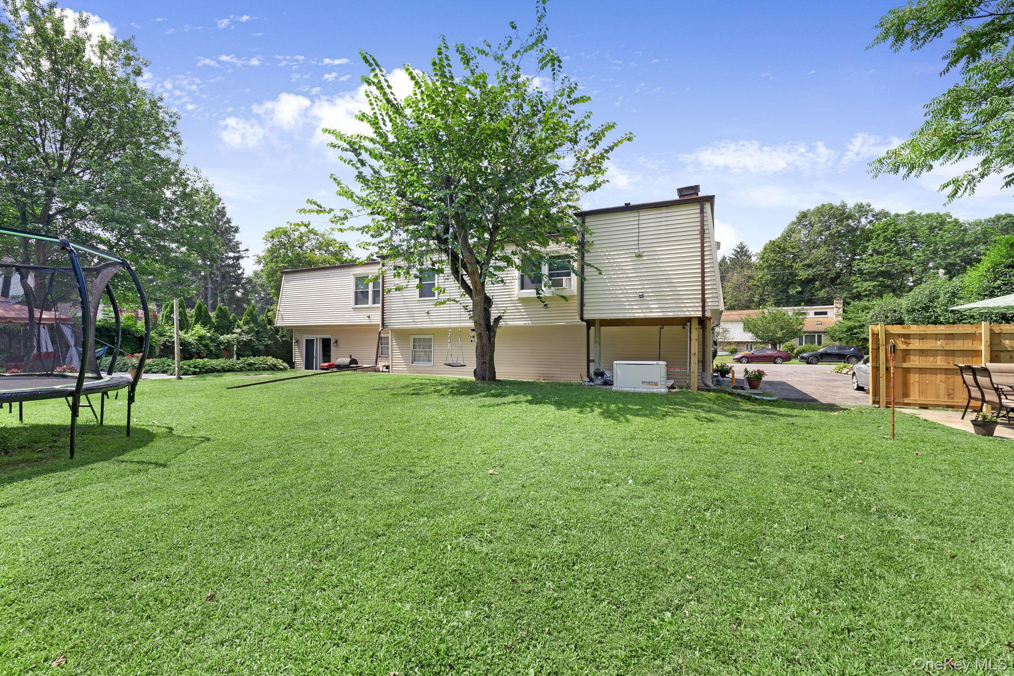 6 Farmstead Road, New Windsor, NY 12553