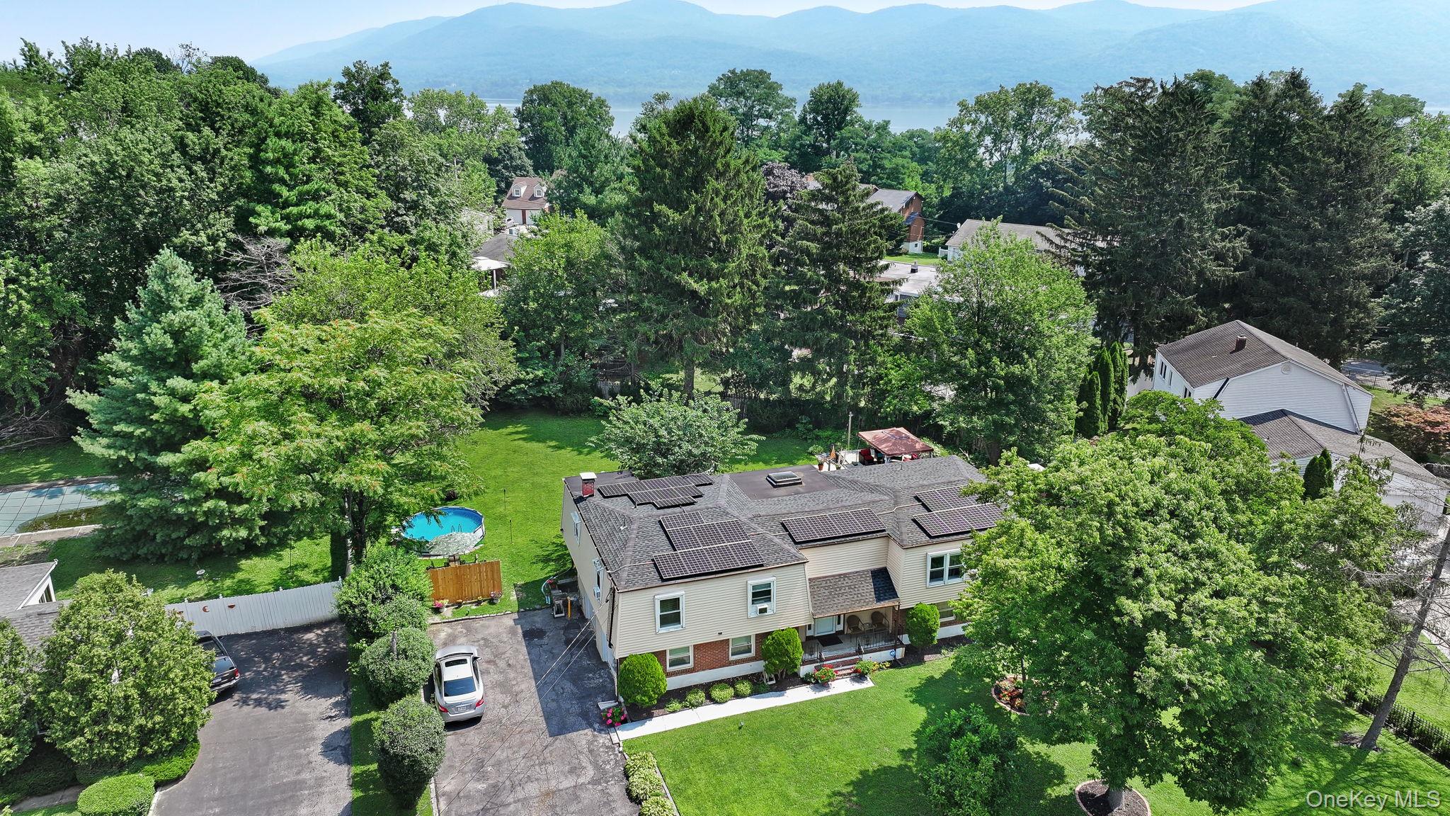 6 Farmstead Road, New Windsor, NY 12553