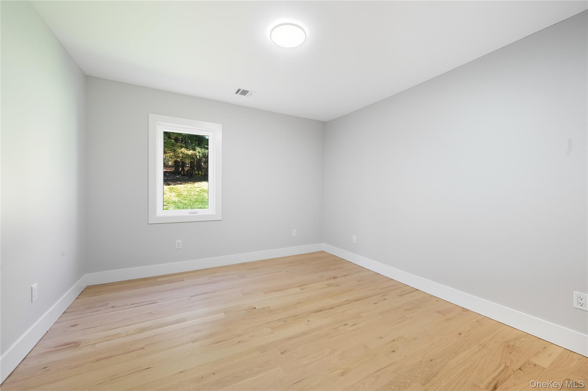 955 State Route 32, Wallkill, NY 12589