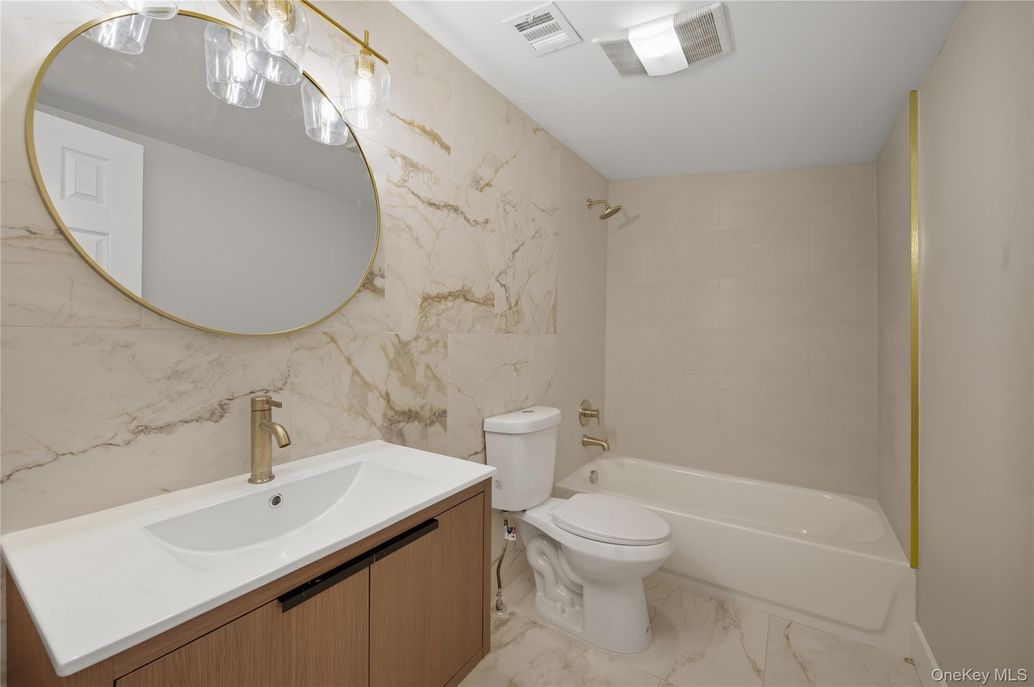 955 State Route 32, Wallkill, NY 12589