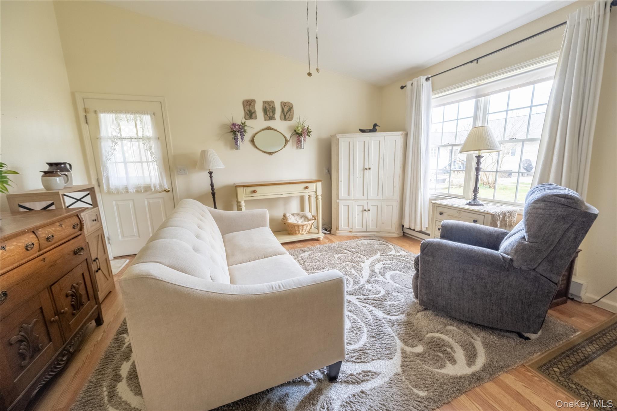 5028-5030 Rt-82, Millbrook, NY 12578