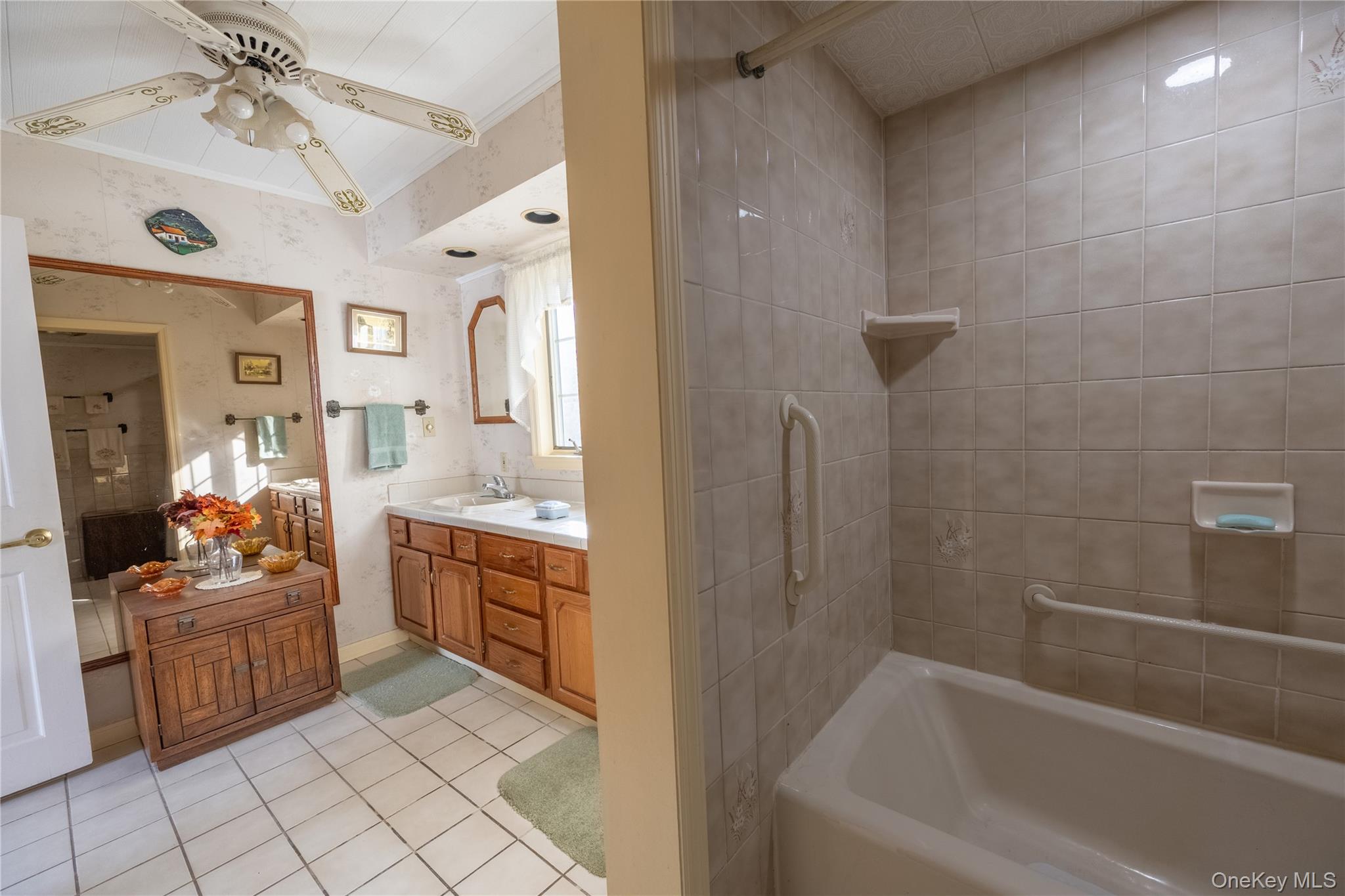 5028-5030 Rt-82, Millbrook, NY 12578