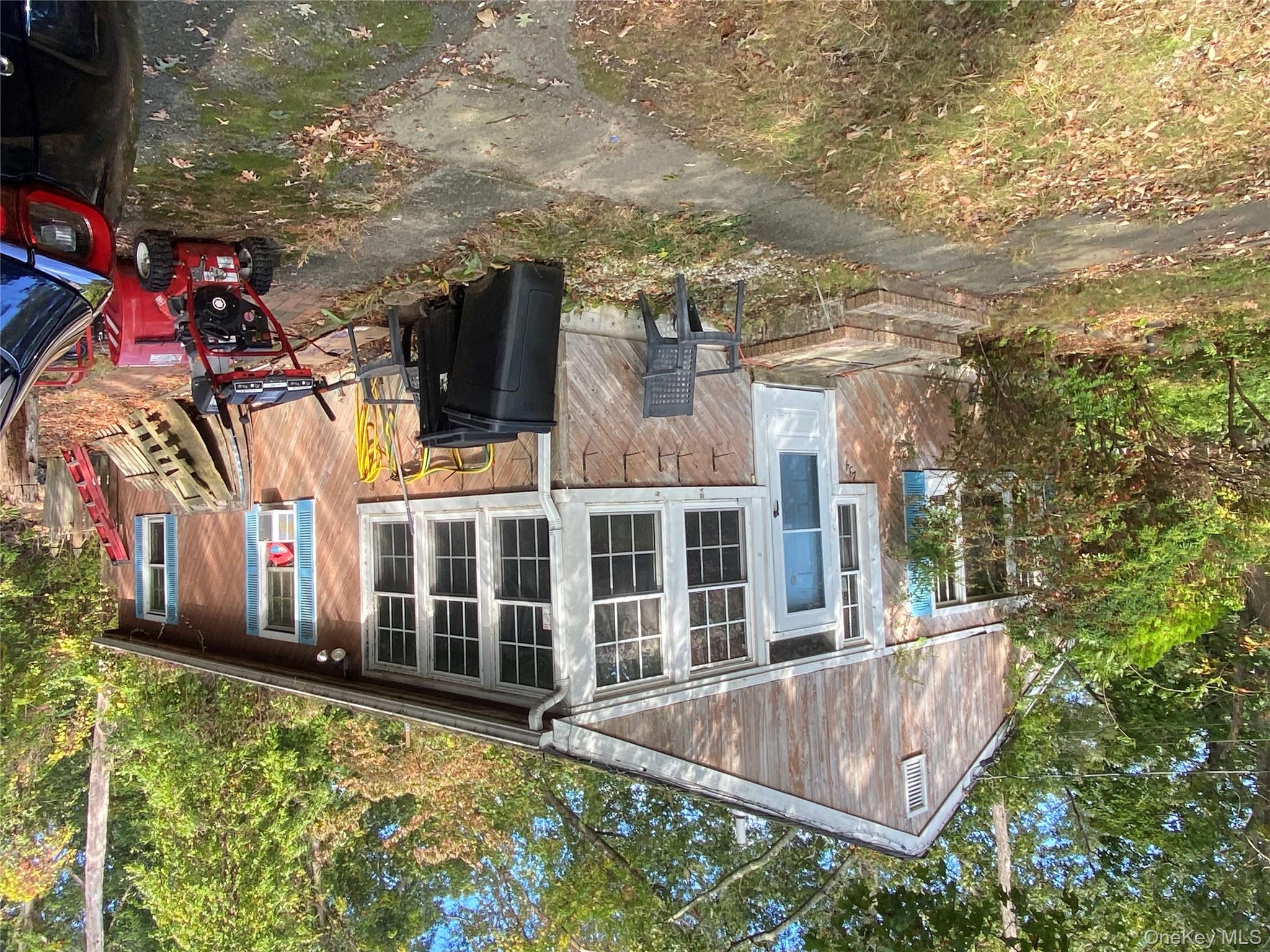 234 Lakeside Trail, Ridge, NY 11961