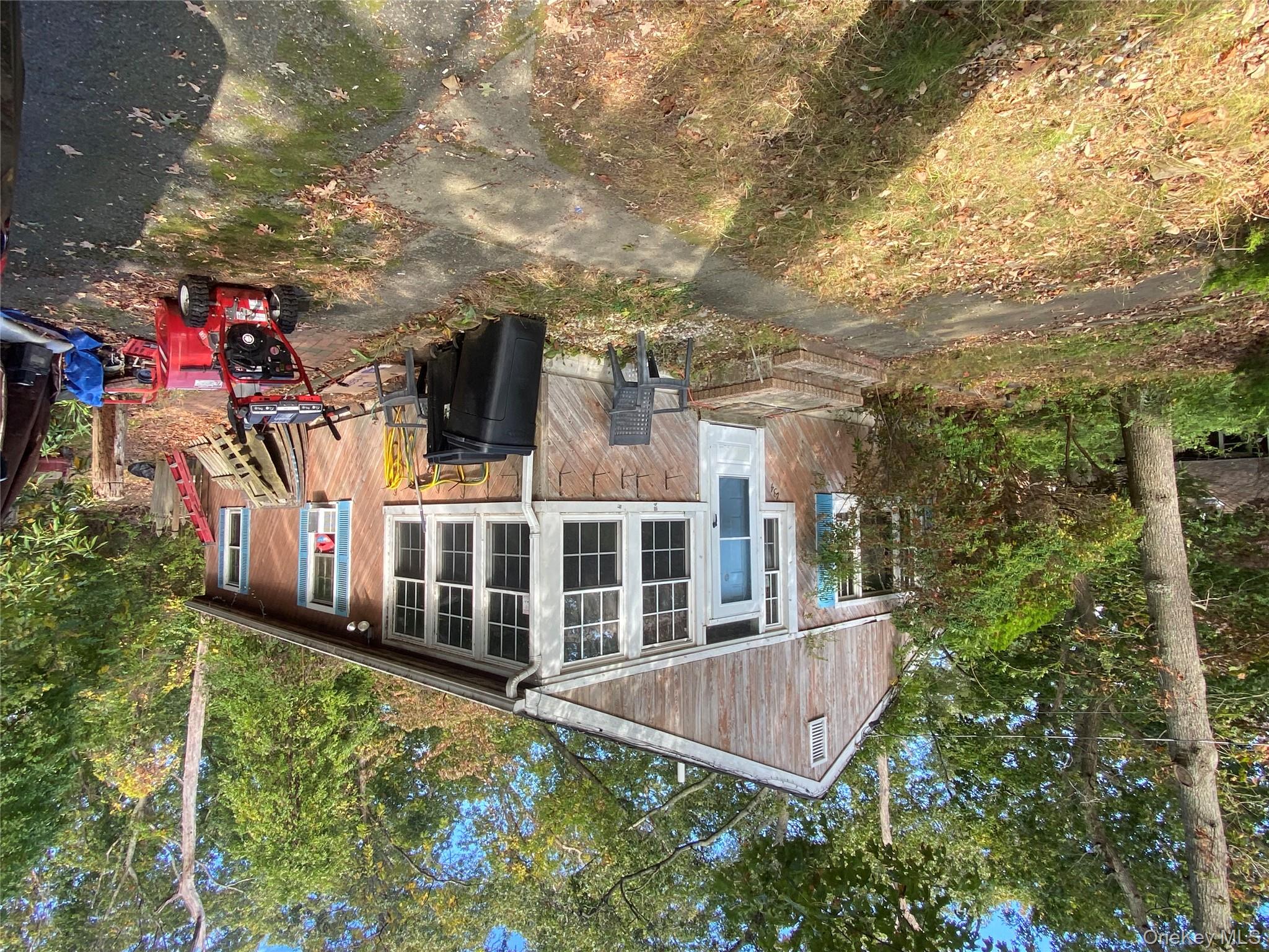 234 Lakeside Trail, Ridge, NY 11961