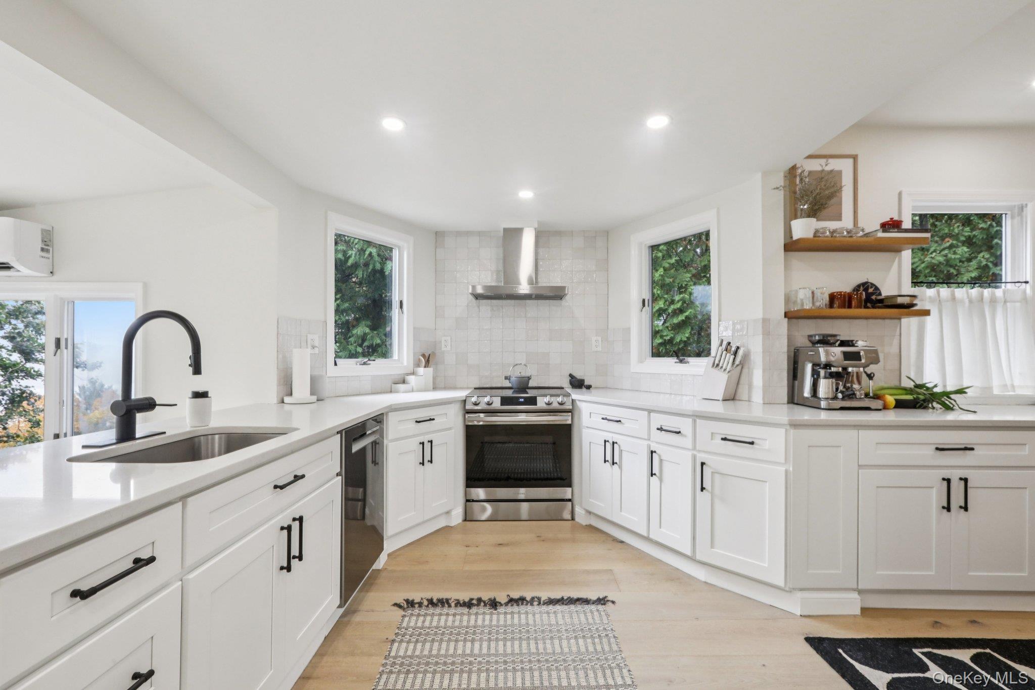 2 Erica Lane, Greenwood Lake, NY 10925