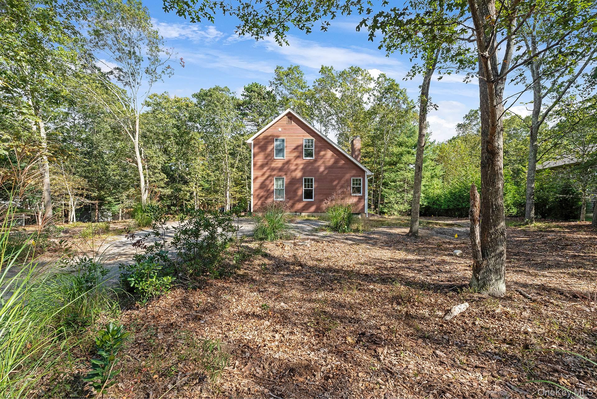 9 Wood Lot Lane, East Hampton, NY 11937