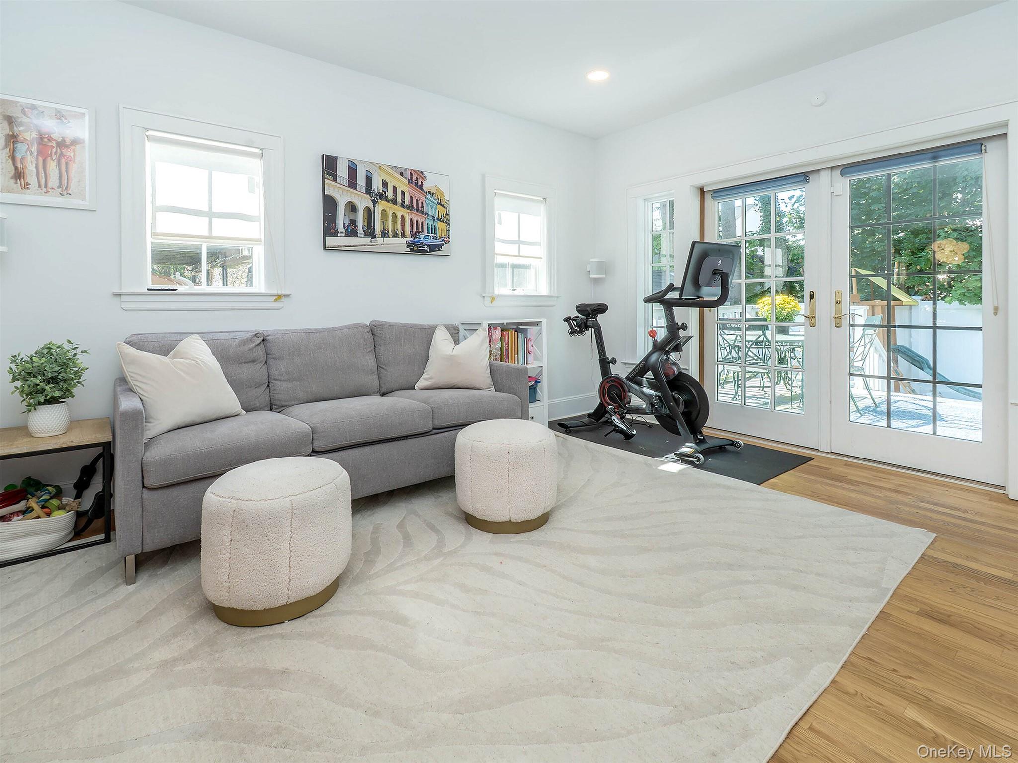 46 Hillview Avenue, Port Washington, NY 11050