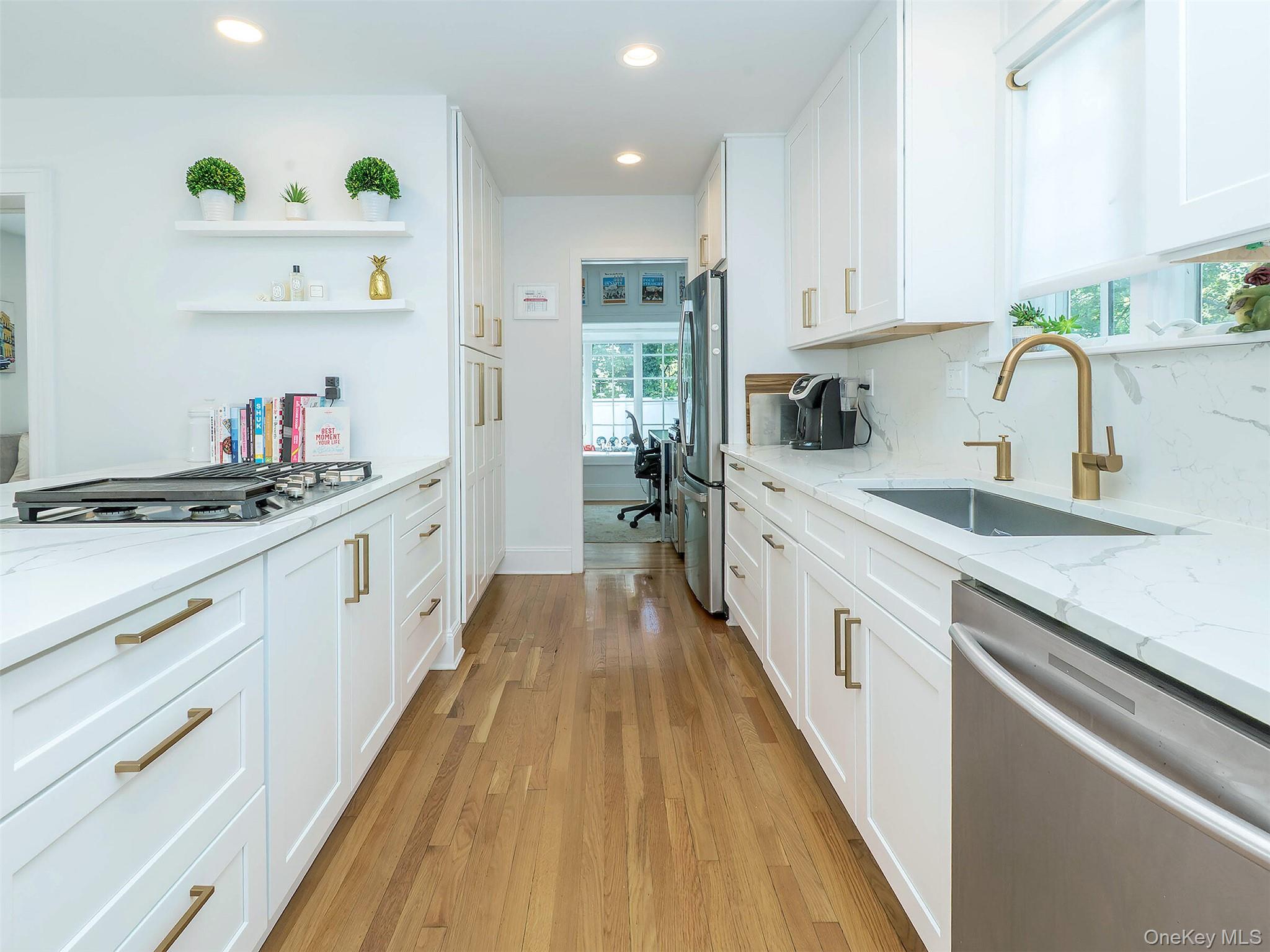 46 Hillview Avenue, Port Washington, NY 11050