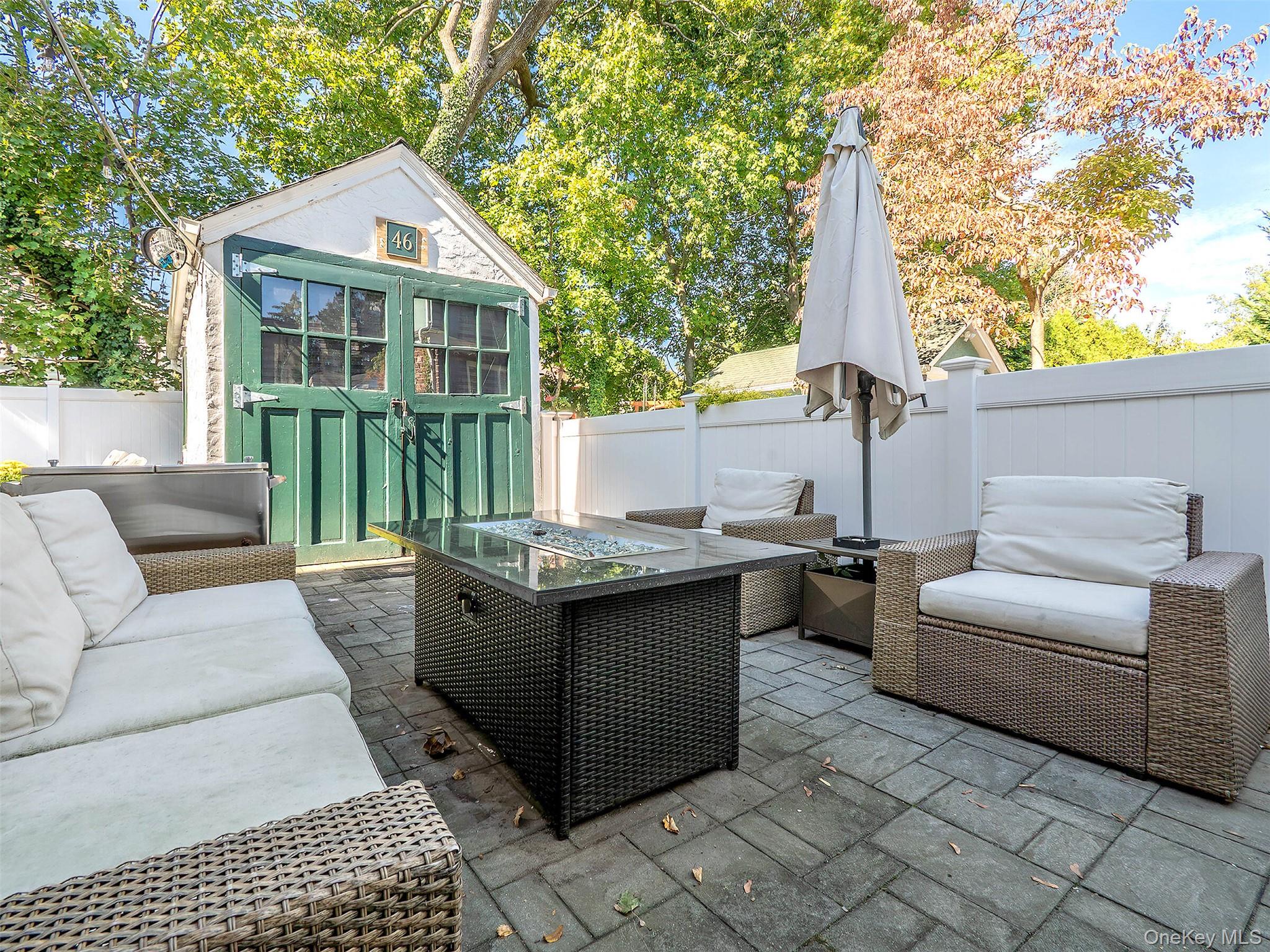 46 Hillview Avenue, Port Washington, NY 11050