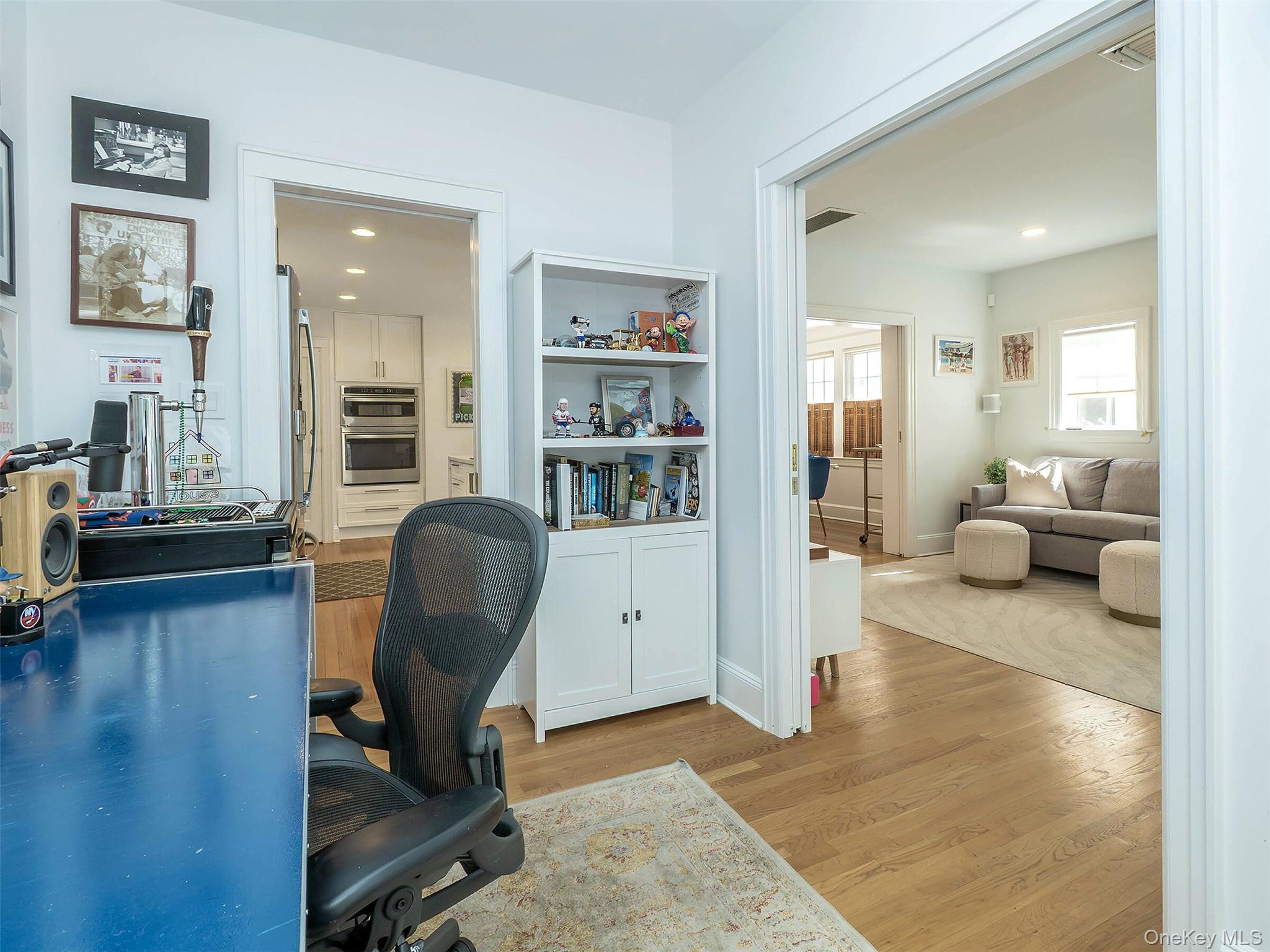 46 Hillview Avenue, Port Washington, NY 11050