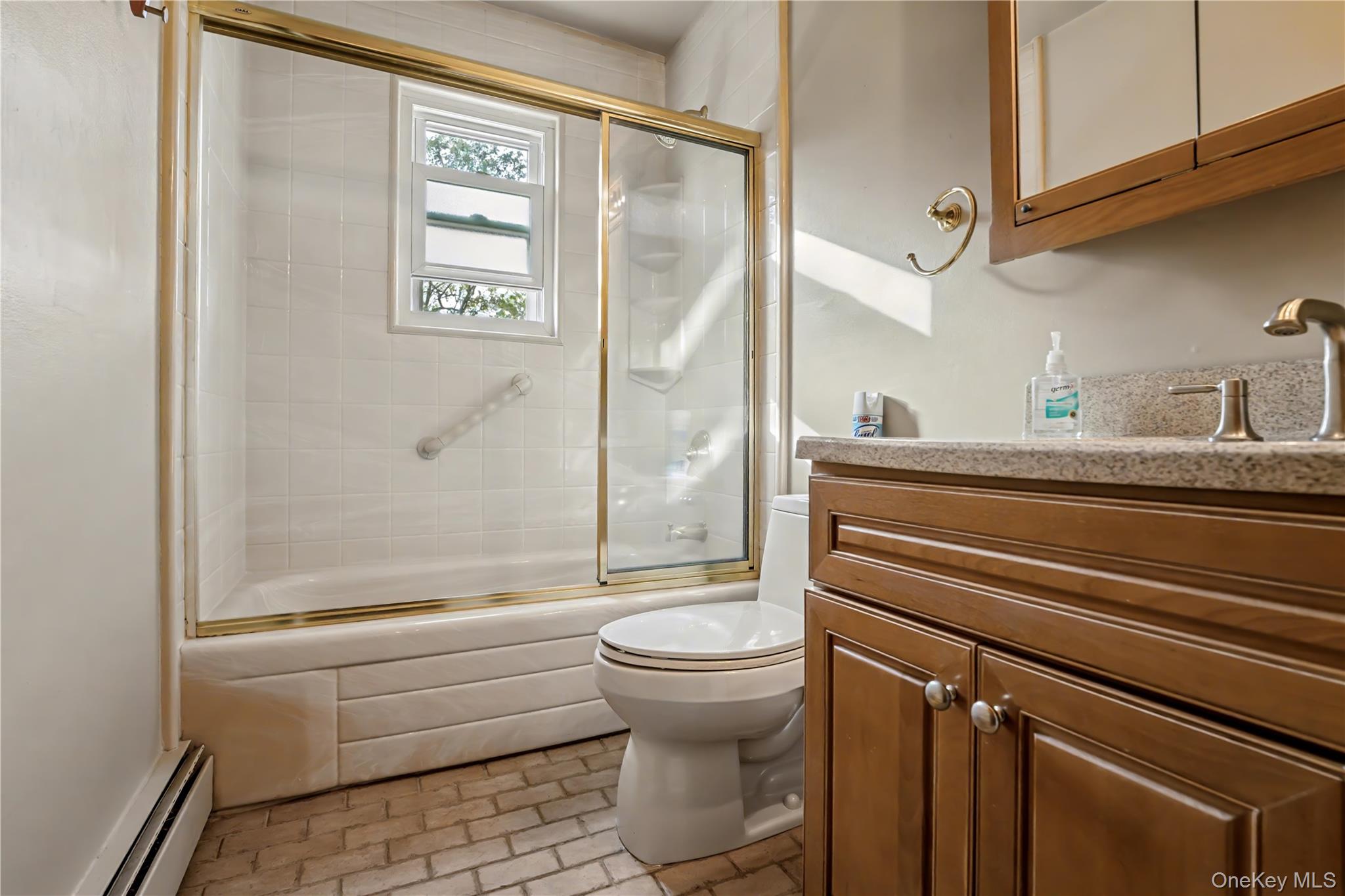 14 Campbell Street, Amityville, NY 11701