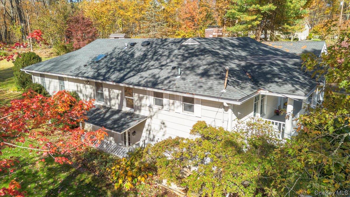 33 Park Drive, Putnam Valley, NY 10579