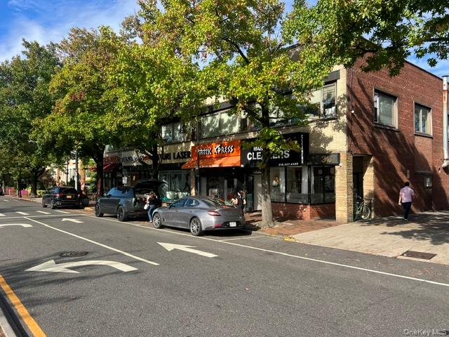 39 Great Neck Road, Great Neck Plaza, NY 11021
