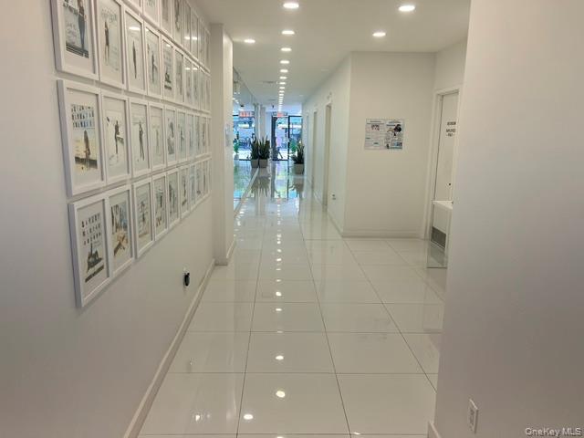 39 Great Neck Road, Great Neck Plaza, NY 11021