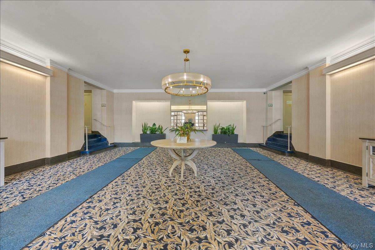 98-120 Queens Boulevard # 6G, Rego Park, NY 11374