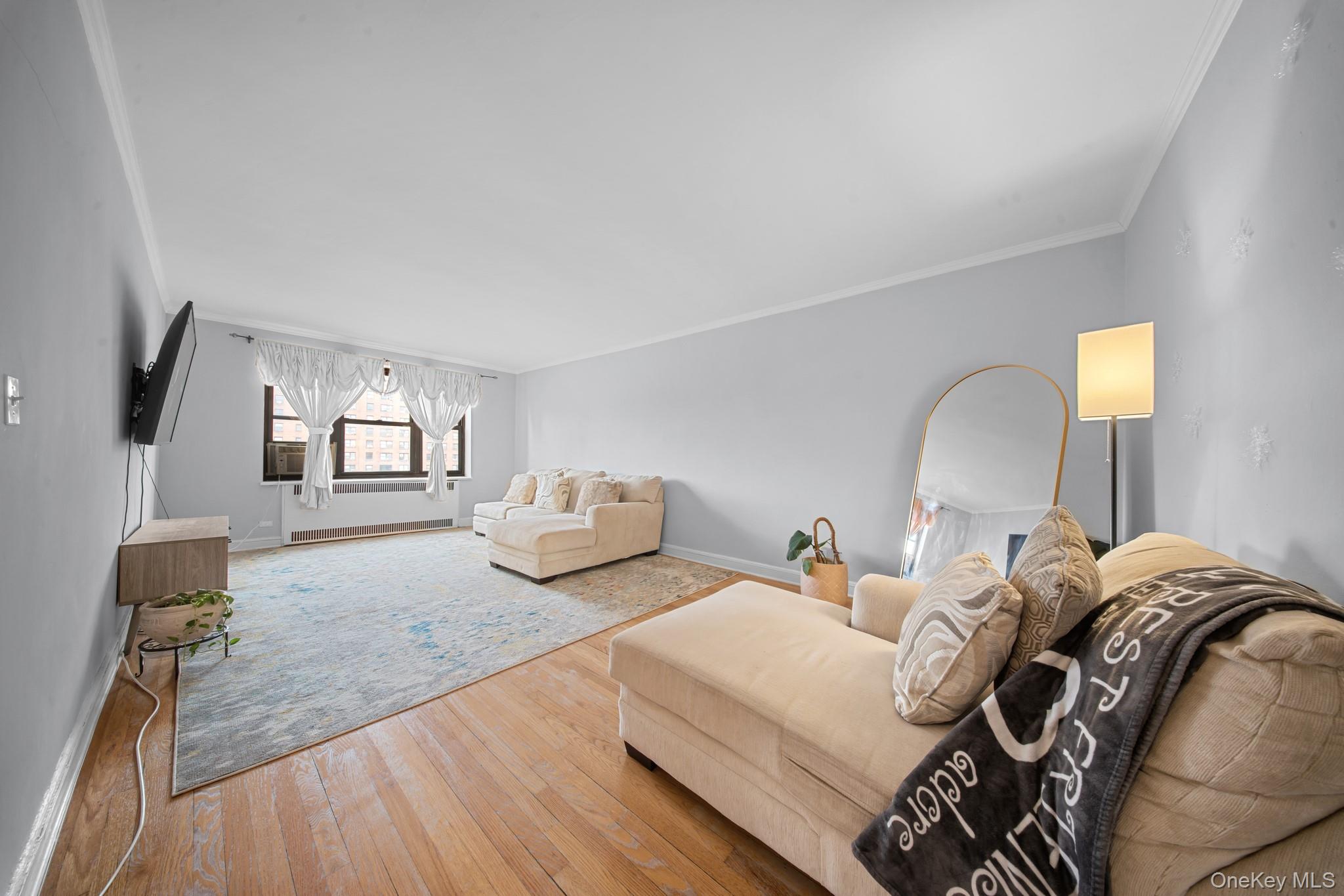 98-120 Queens Boulevard # 6G, Rego Park, NY 11374