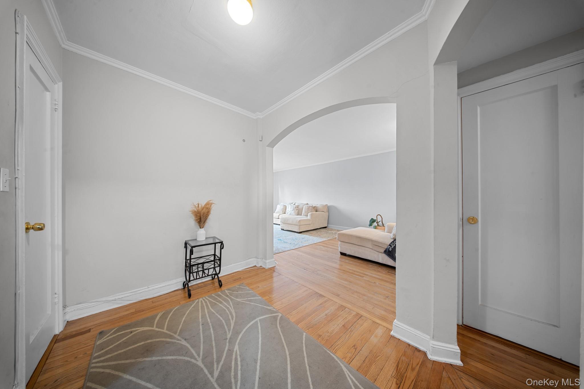 98-120 Queens Boulevard # 6G, Rego Park, NY 11374