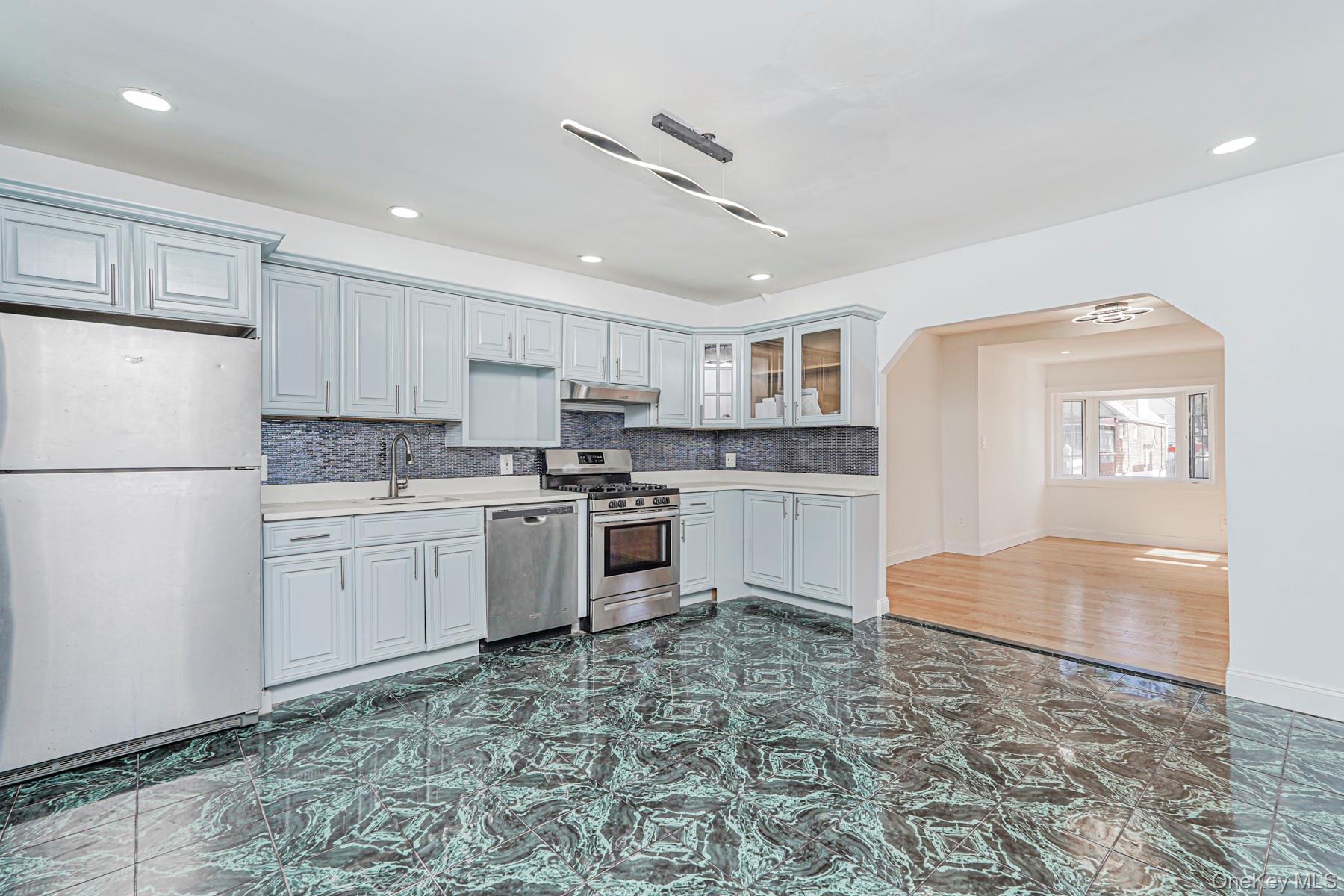 592 E 39th Street, Brooklyn, NY 11203