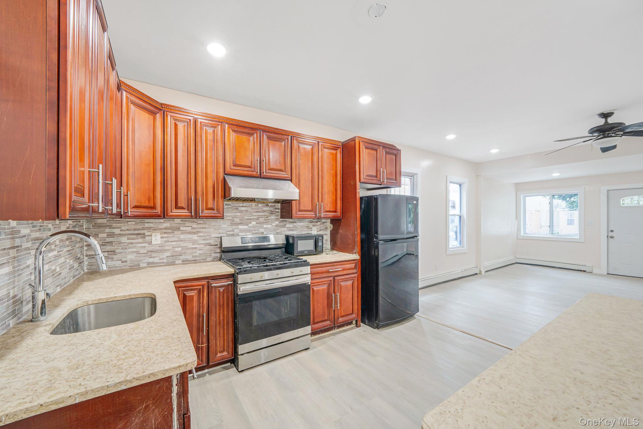 10131 116th Street, Richmond Hill S., NY 11419