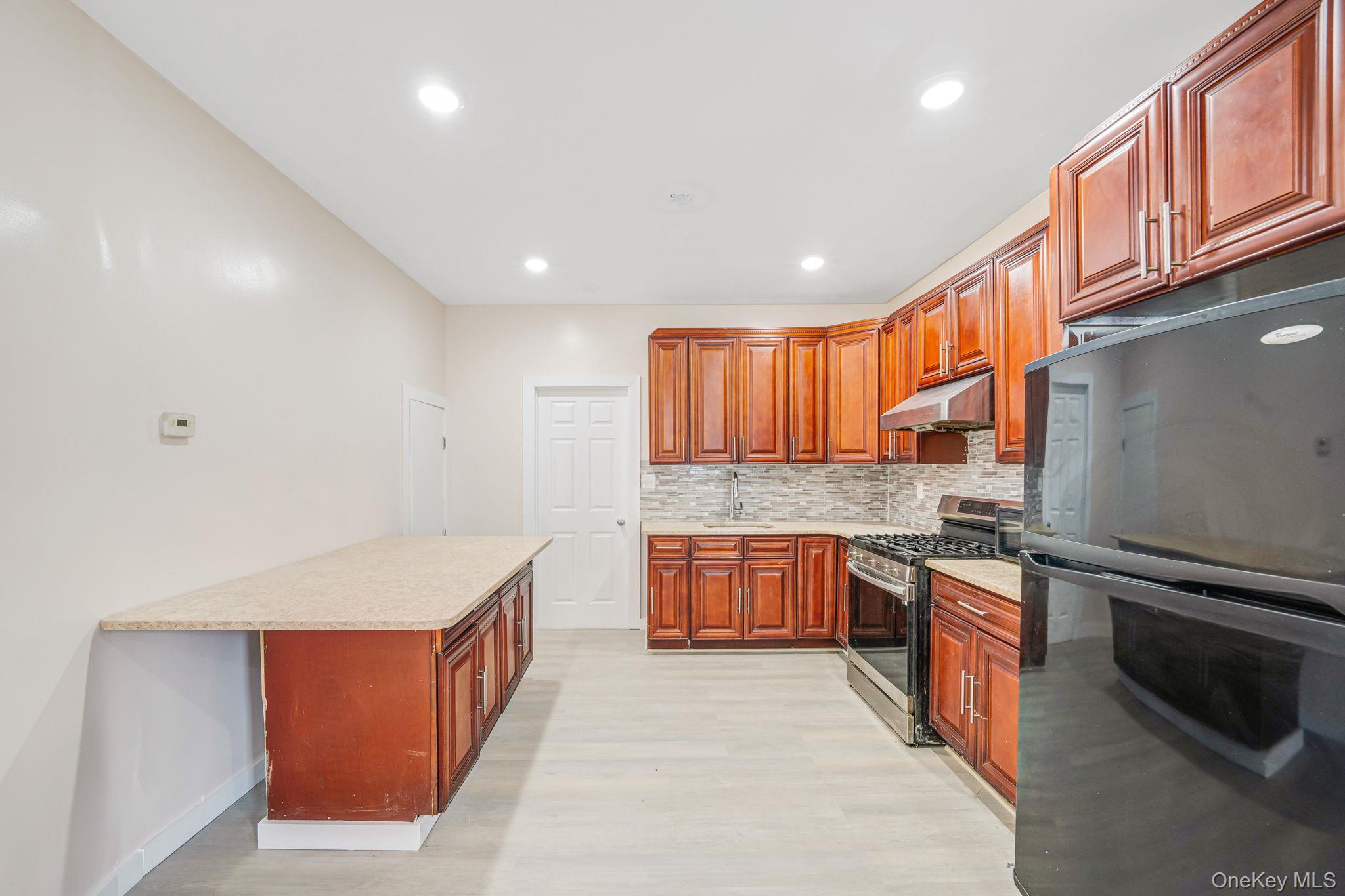 10131 116th Street, Richmond Hill S., NY 11419