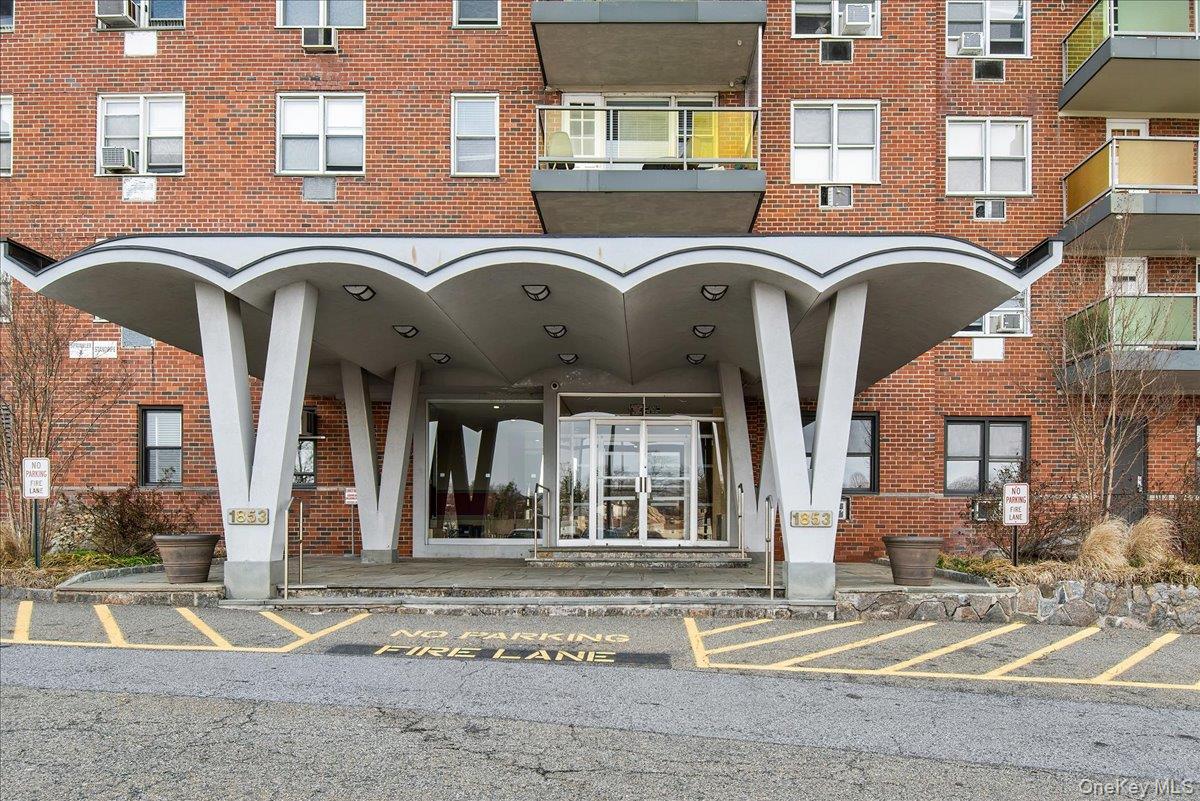 1853 Central Park Avenue # 6A, Yonkers, NY 10710