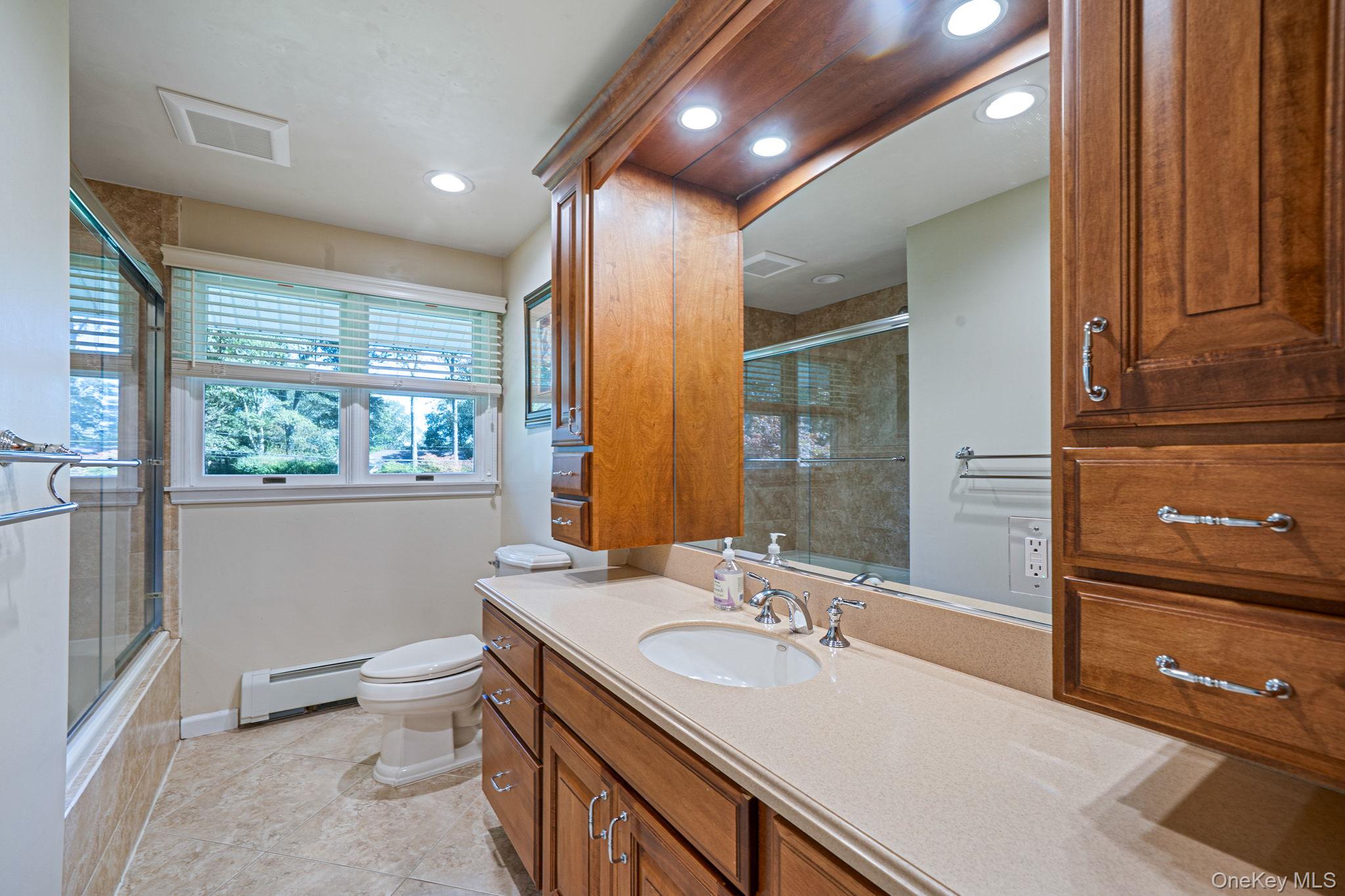 6 Buckingham Drive, Dix Hills, NY 11746