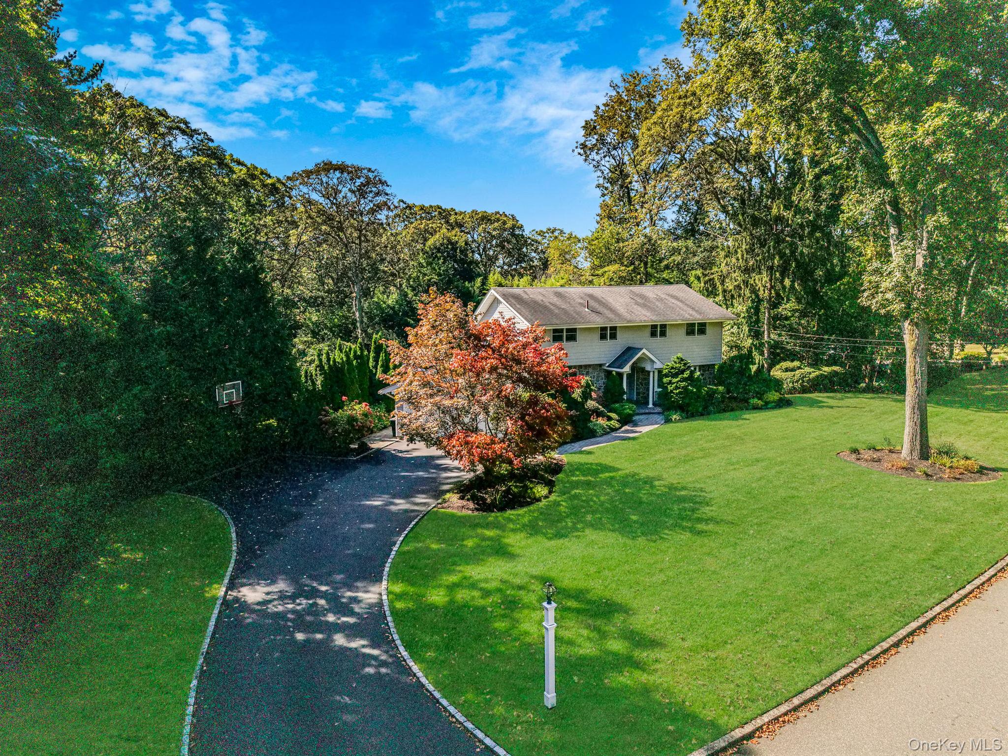 6 Buckingham Drive, Dix Hills, NY 11746