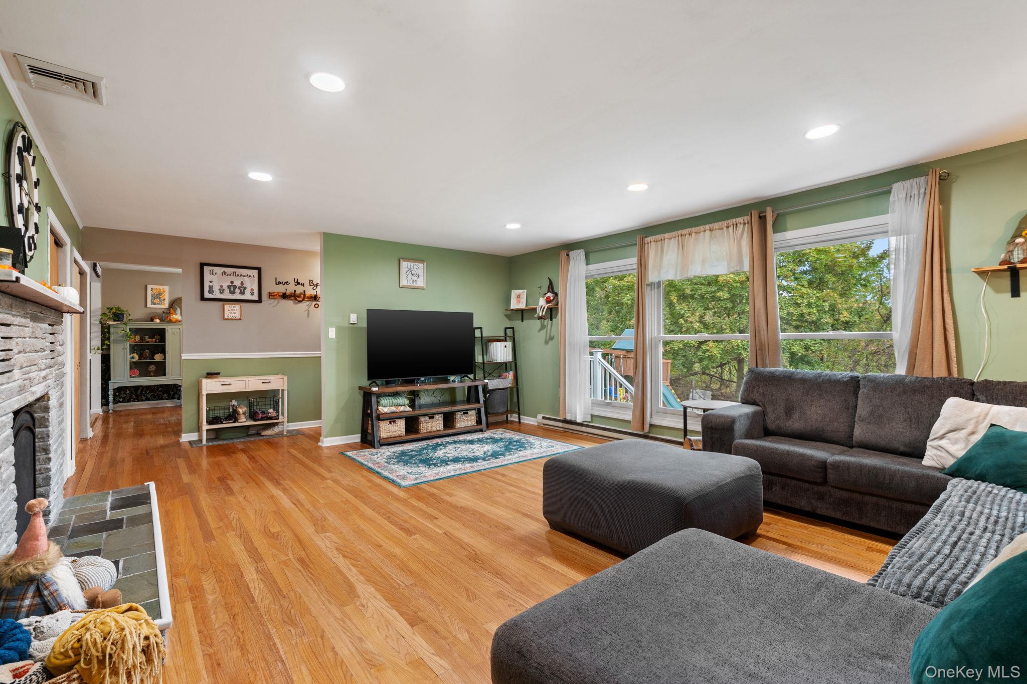 34 Houtman Drive, Walden, NY 12586