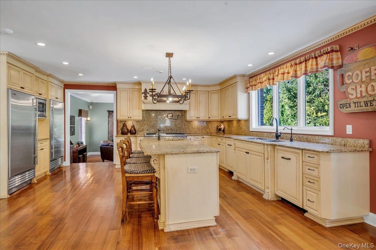 29 Pine Hill Road, Great Neck, NY 11020