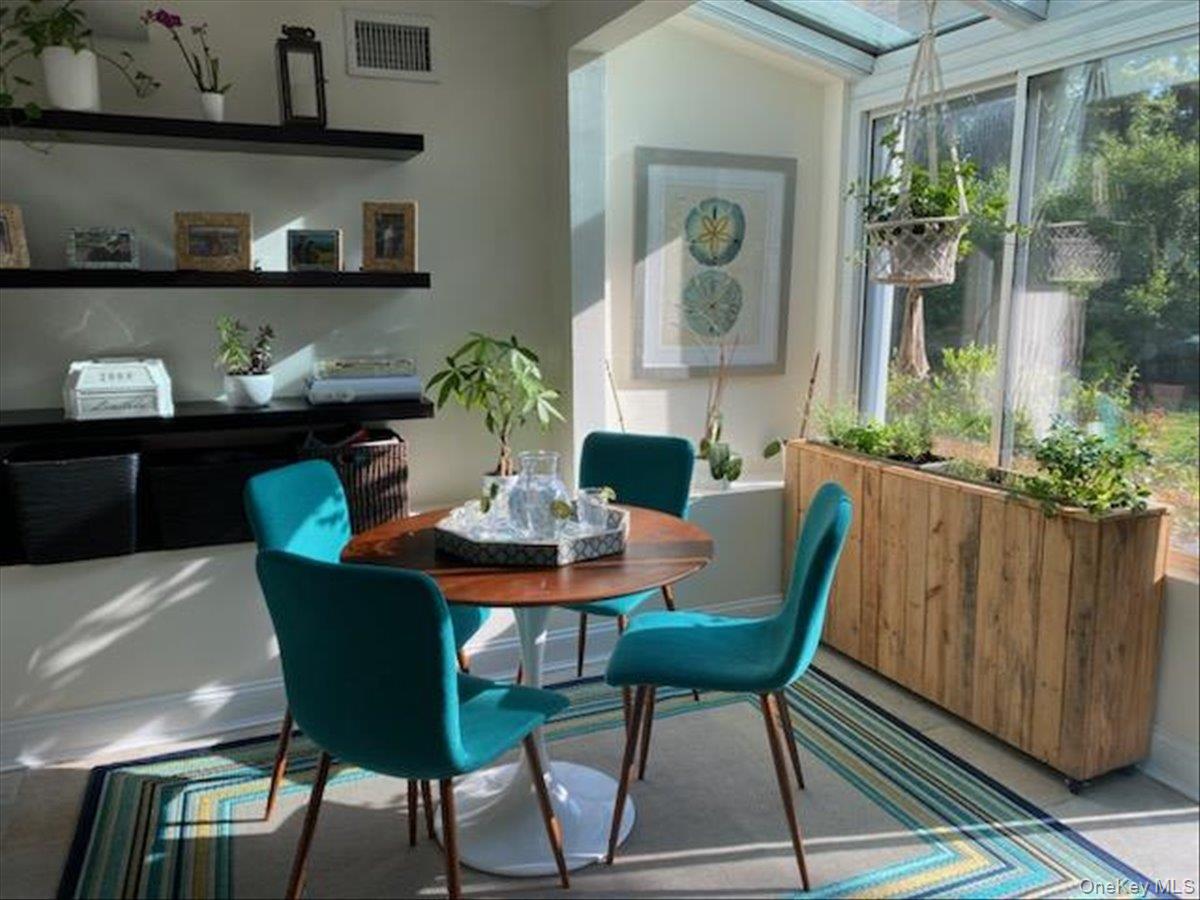 29 Pine Hill Road, Great Neck, NY 11020