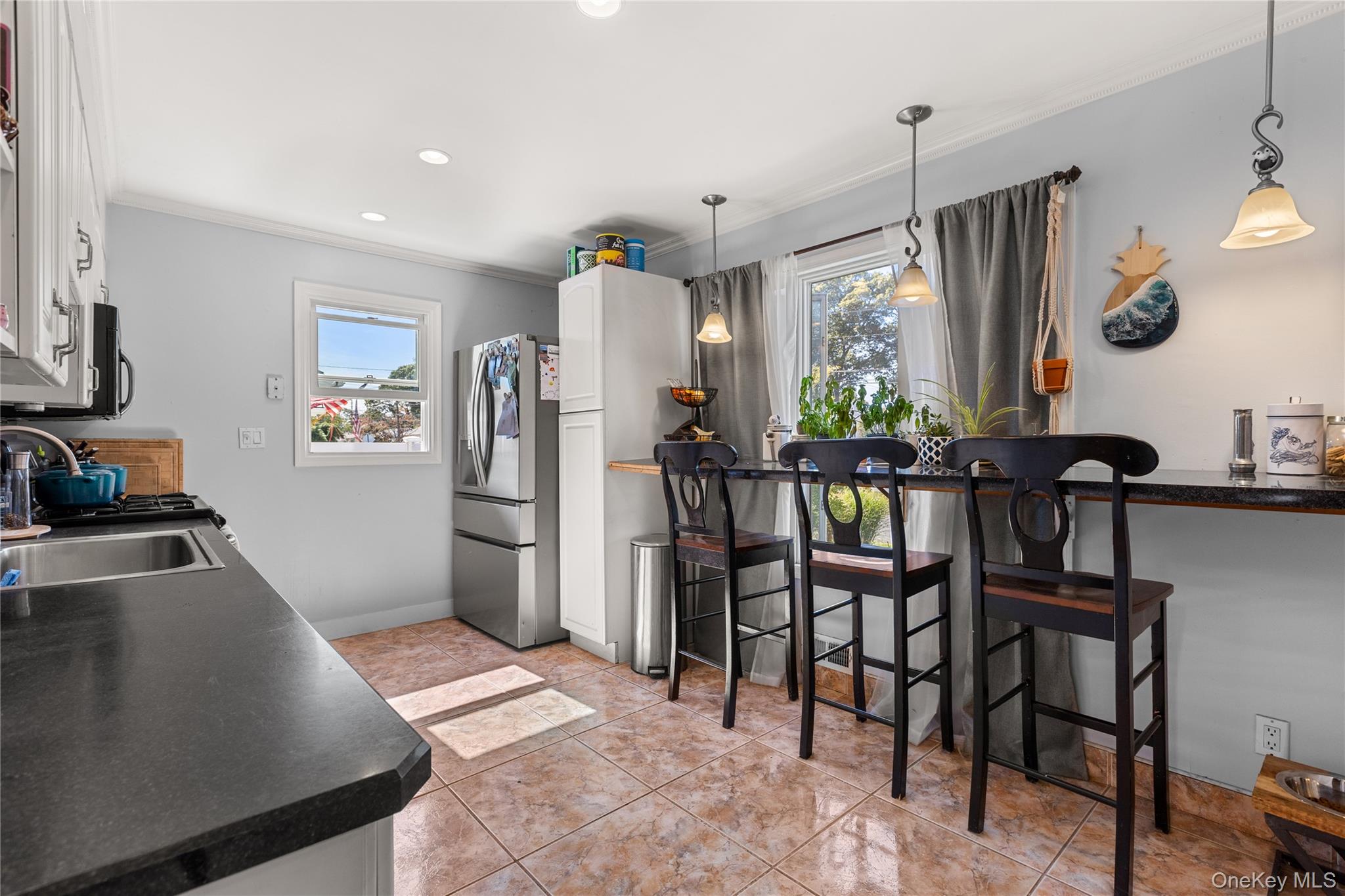 1023 Carll Drive, Bay Shore, NY 11706