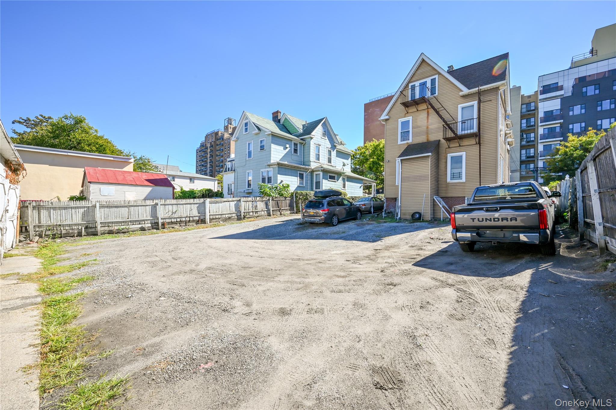 14611 35 Avenue, Flushing, NY 11354