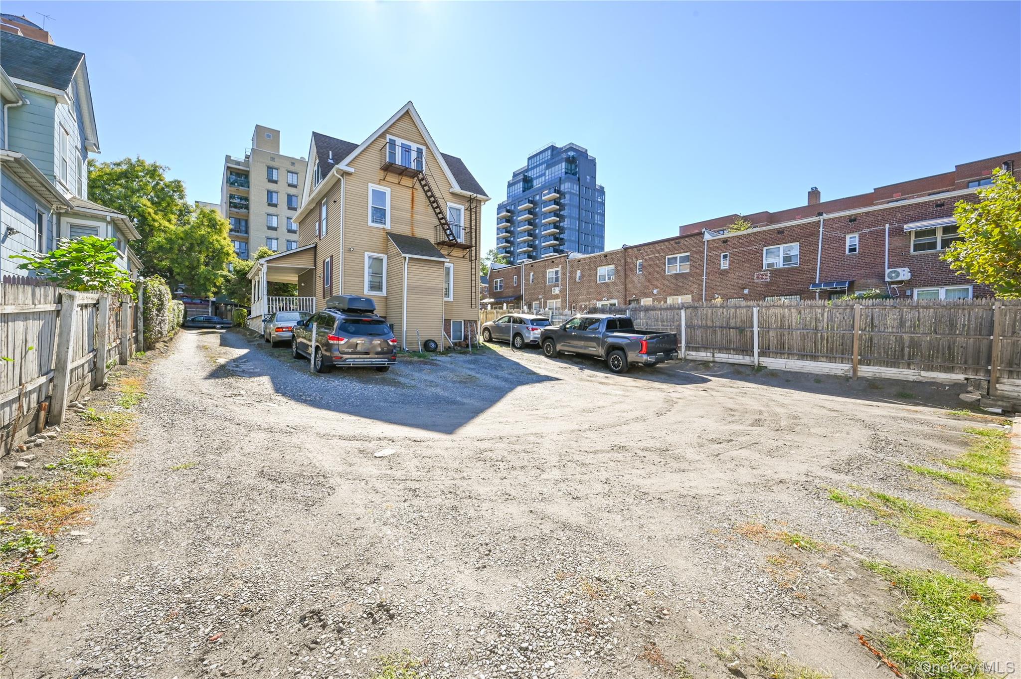 14611 35 Avenue, Flushing, NY 11354