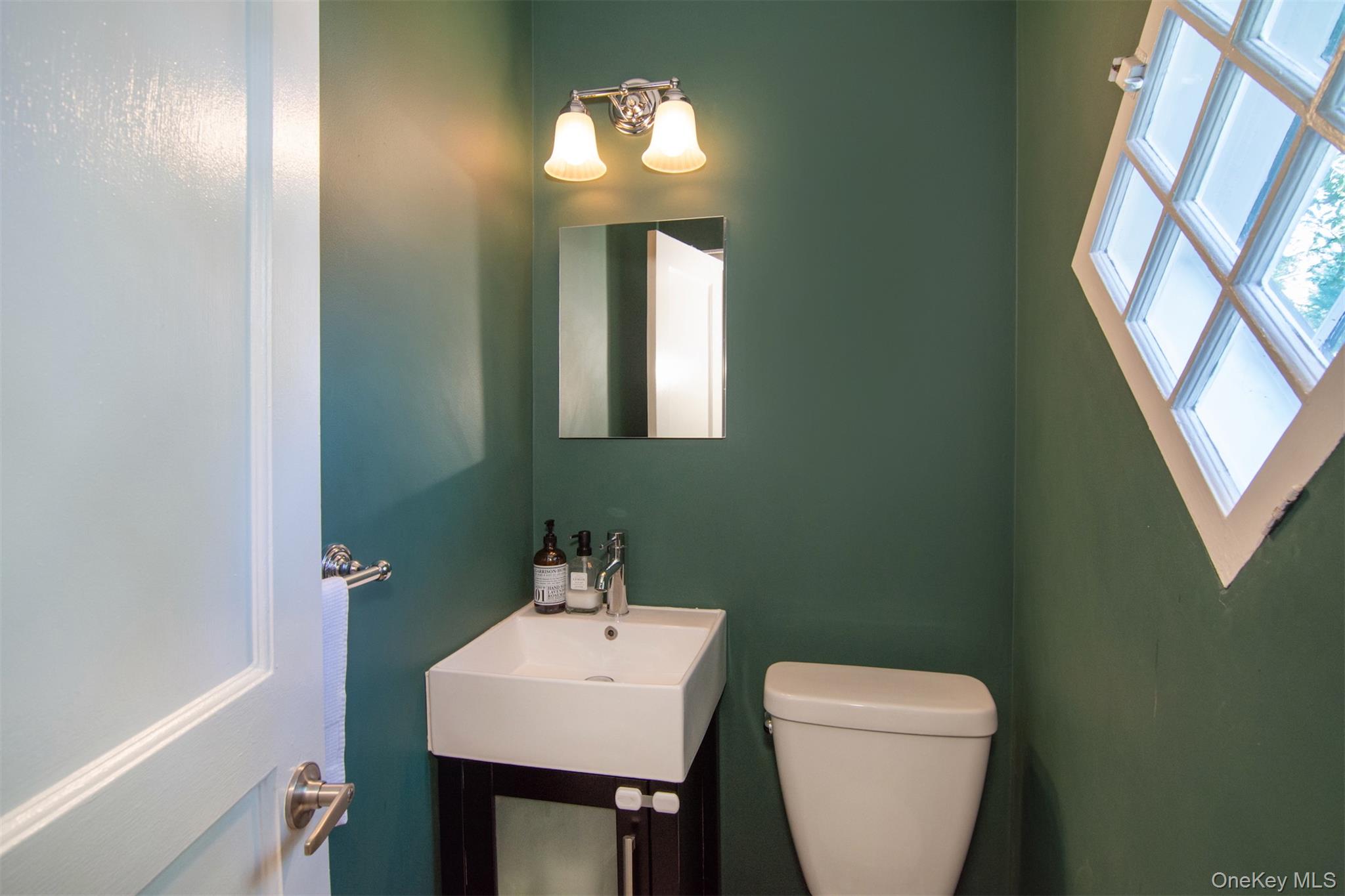 635 Secor Road, Hartsdale, NY 10530