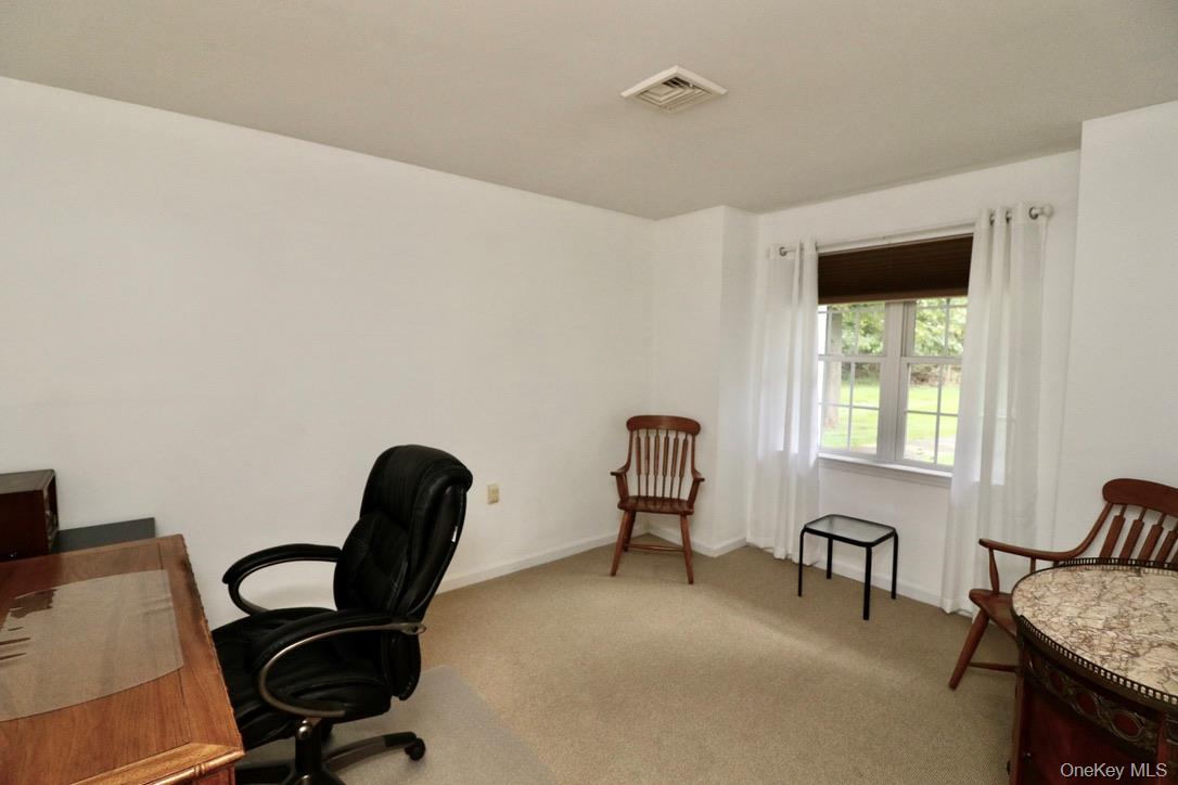 29 Lamplight Street, Beacon, NY 12508