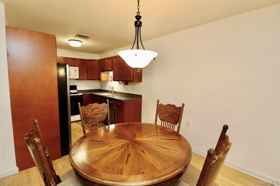 29 Lamplight Street, Beacon, NY 12508