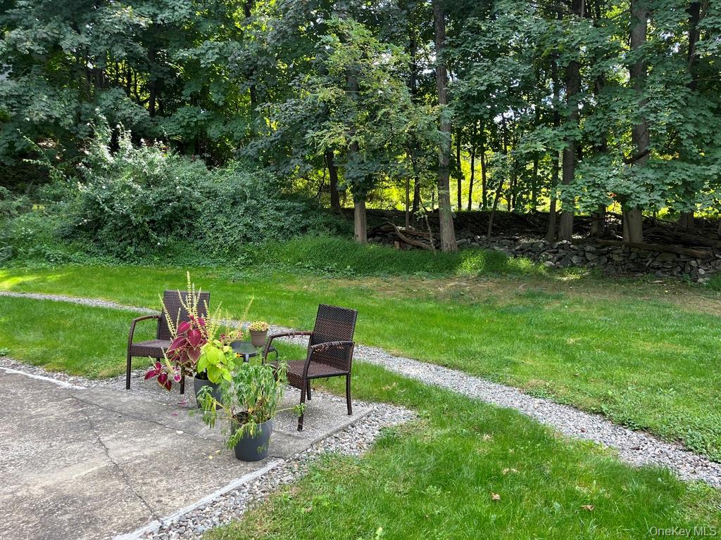 29 Lamplight Street, Beacon, NY 12508